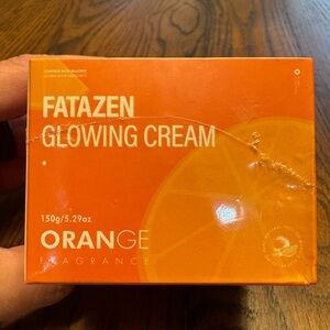 Glowing Cream Moisturizer - Orange
